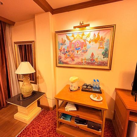 Taksilahotel Maha Sarakham Zewnętrze zdjęcie