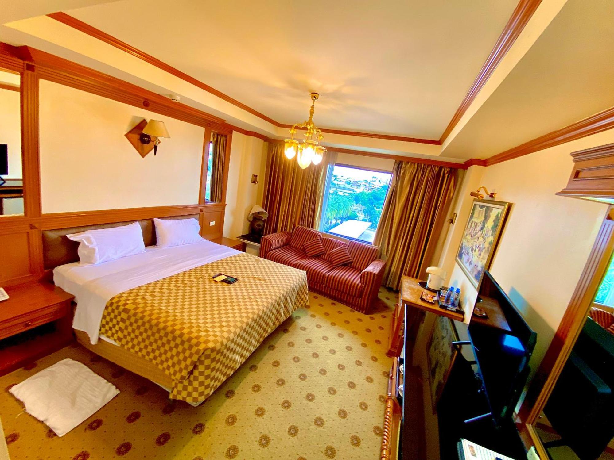 Taksilahotel Maha Sarakham Zewnętrze zdjęcie