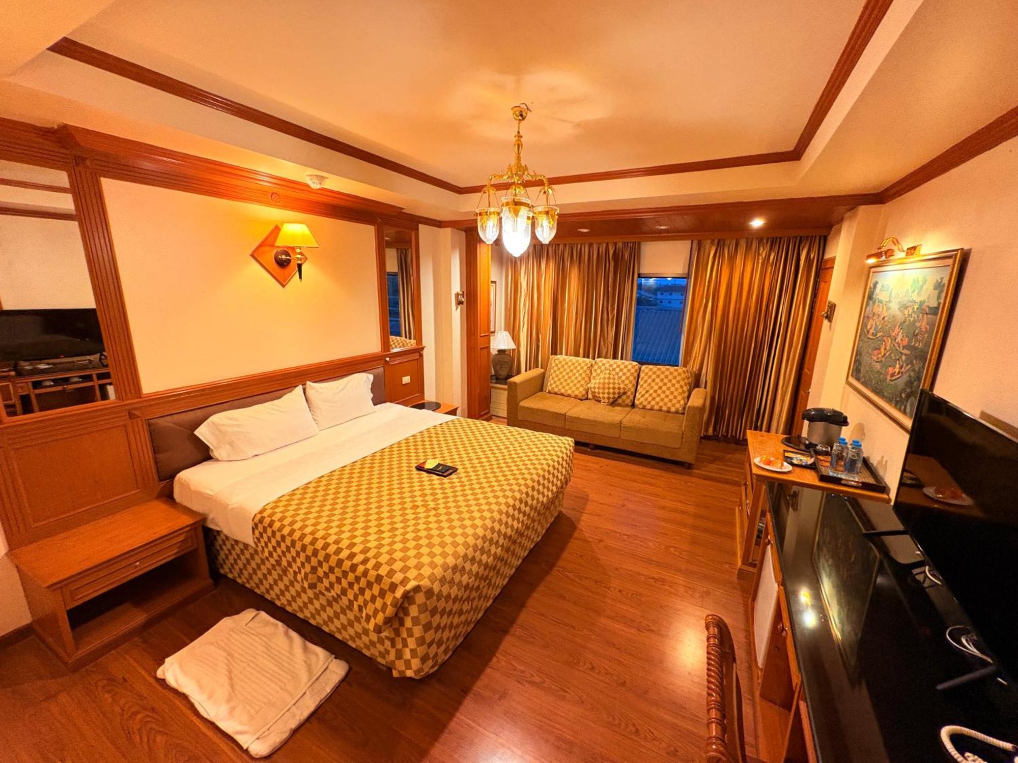 Taksilahotel Maha Sarakham Zewnętrze zdjęcie